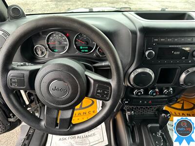 2013 Jeep Wrangler Sport Unlimited 4WD   - Photo 15 - Richmond, IN 47374