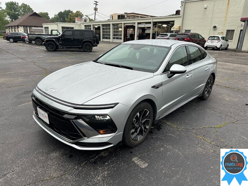 2025 Hyundai SONATA SEL  