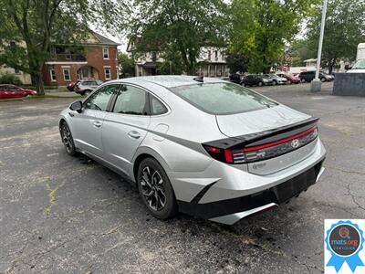 2025 Hyundai SONATA SEL   - Photo 4 - Richmond, IN 47374