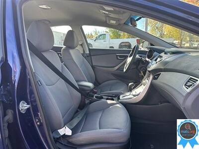 2011 Hyundai ELANTRA Limited   - Photo 9 - Richmond, IN 47374