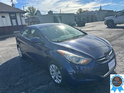 2011 Hyundai ELANTRA Limited   - Photo 2 - Richmond, IN 47374