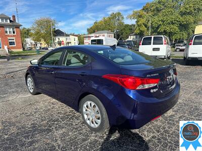 2011 Hyundai ELANTRA Limited   - Photo 4 - Richmond, IN 47374