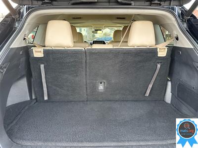 2021 Toyota Highlander XLE   - Photo 6 - Richmond, IN 47374