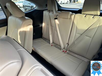 2021 Toyota Highlander XLE   - Photo 12 - Richmond, IN 47374
