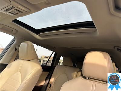 2021 Toyota Highlander XLE   - Photo 19 - Richmond, IN 47374