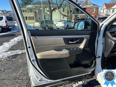 2019 Honda CR-V LX   - Photo 8 - Richmond, IN 47374