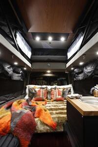 2022 Mercedes-Benz Sprinter 2500   - Photo 15 - Placentia, CA 92870