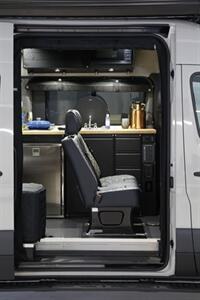 2023 Mercedes-Benz Sprinter 2500 - Photo 6 - Placentia, CA 92870