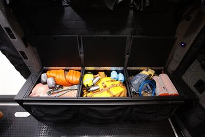 2025 Mercedes-Benz Sprinter 2500  Exclusive Outfitters Model A: Blackout Edition - Photo 37 - Placentia, CA 92870