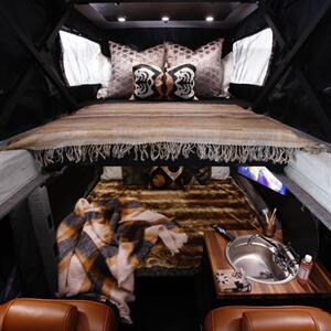 2025 Mercedes-Benz Sprinter 2500  Exclusive Outfitters Model A: Blackout Edition - Photo 15 - Placentia, CA 92870