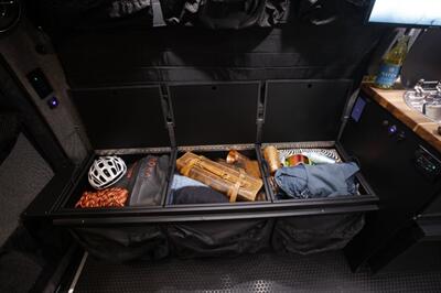 2025 Mercedes-Benz Sprinter 2500  Exclusive Outfitters Model A: Blackout Edition - Photo 36 - Placentia, CA 92870