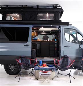 2026 Mercedes-Benz Sprinter 2500  Exclusive Outfitters Model B: Waypoint - Photo 21 - Placentia, CA 92870