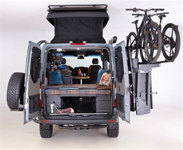 2026 Mercedes-Benz Sprinter 2500  Exclusive Outfitters Model B: Waypoint - Photo 28 - Placentia, CA 92870