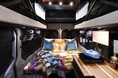 2026 Mercedes-Benz Sprinter 2500  Exclusive Outfitters Model B: Waypoint - Photo 16 - Placentia, CA 92870