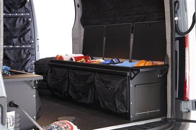 2026 Mercedes-Benz Sprinter 2500  Exclusive Outfitters Model B: Waypoint - Photo 40 - Placentia, CA 92870