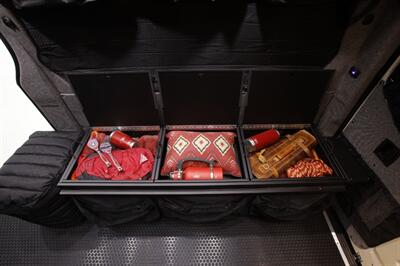 2025 Mercedes-Benz Sprinter 2500  EO - Photo 43 - Placentia, CA 92870