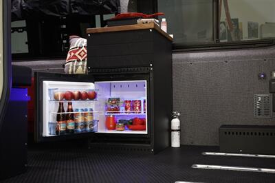 2025 Mercedes-Benz Sprinter 2500  EO - Photo 15 - Placentia, CA 92870