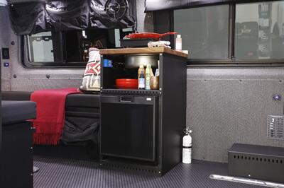 2025 Mercedes-Benz Sprinter 2500  EO - Photo 14 - Placentia, CA 92870