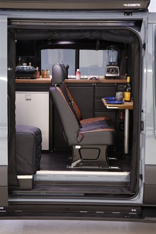 2026 Mercedes-Benz Sprinter 2500 - Photo 10 - Placentia, CA 92870