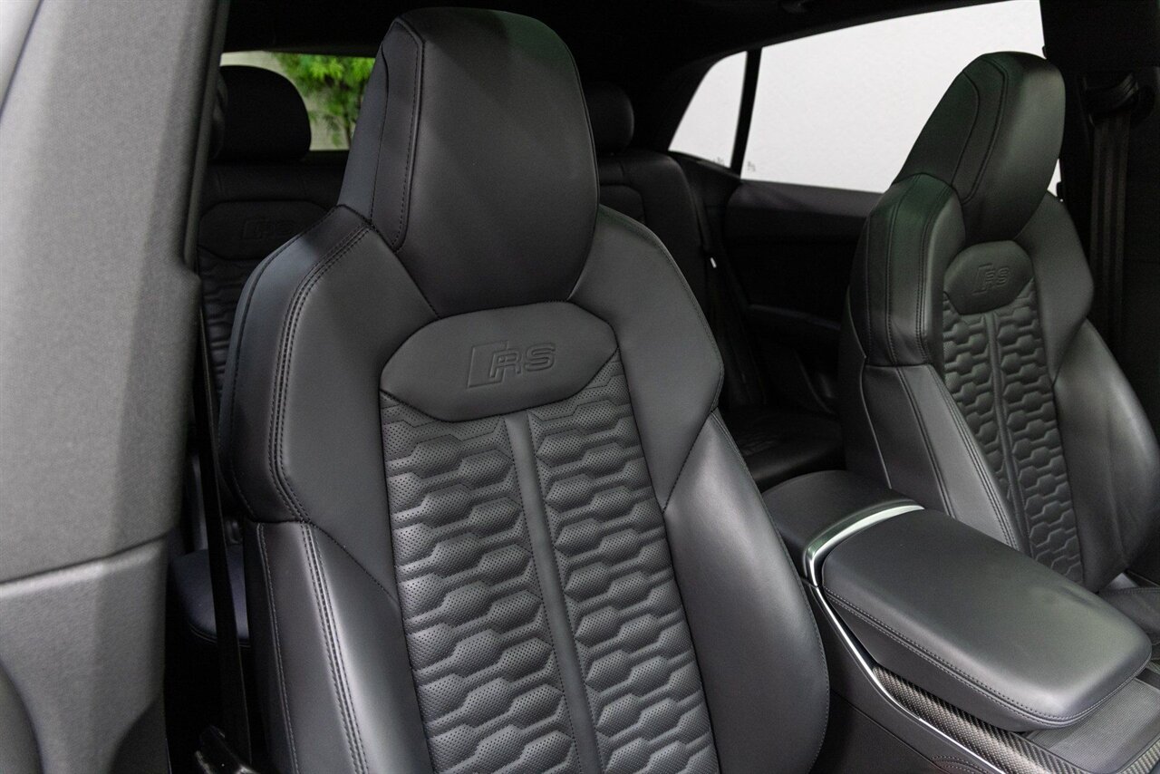 2021 Audi RS Q8 4.0T quattro - Photo 23 - Concord, CA 94520