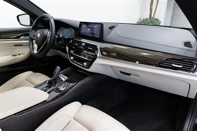 2019 BMW 5 Series 540i - Photo 12 - Concord, CA 94520