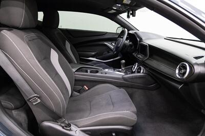 2020 Chevrolet Camaro LT1   - Photo 10 - Concord, CA 94520