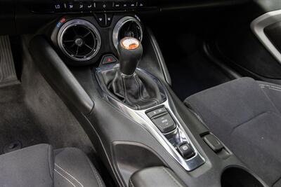 2020 Chevrolet Camaro LT1   - Photo 20 - Concord, CA 94520