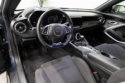 2020 Chevrolet Camaro LT1   - Photo 5 - Concord, CA 94520