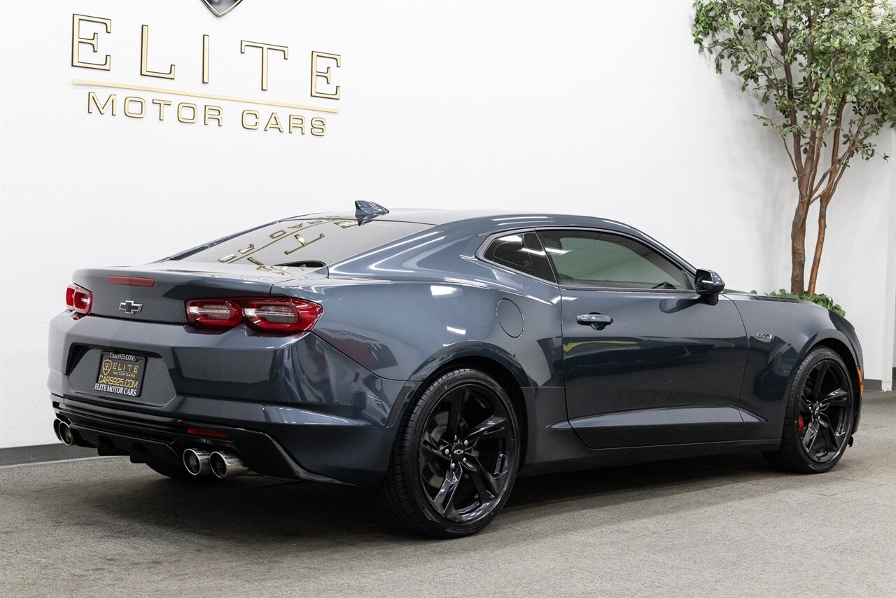 2020 Chevrolet Camaro LT1 - Photo 11 - Concord, CA 94520