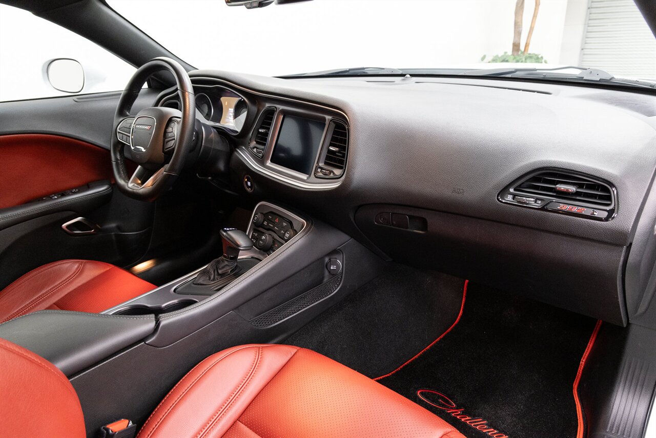 2020 Dodge Challenger R/T Scat Pack Widebody - Photo 13 - Concord, CA 94520