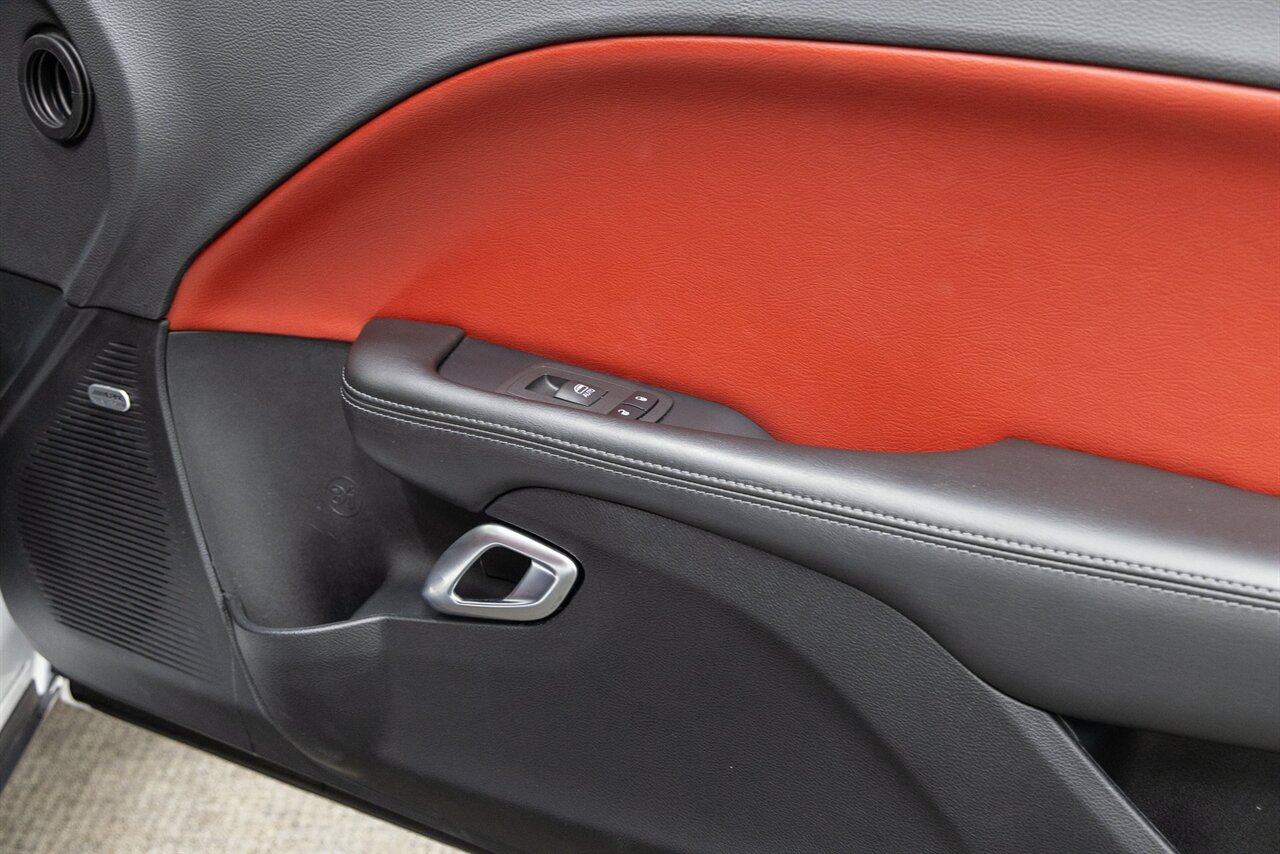2020 Dodge Challenger R/T Scat Pack Widebody - Photo 21 - Concord, CA 94520