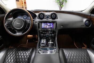 2017 Jaguar XJL XJL Portfolio   - Photo 5 - Concord, CA 94520
