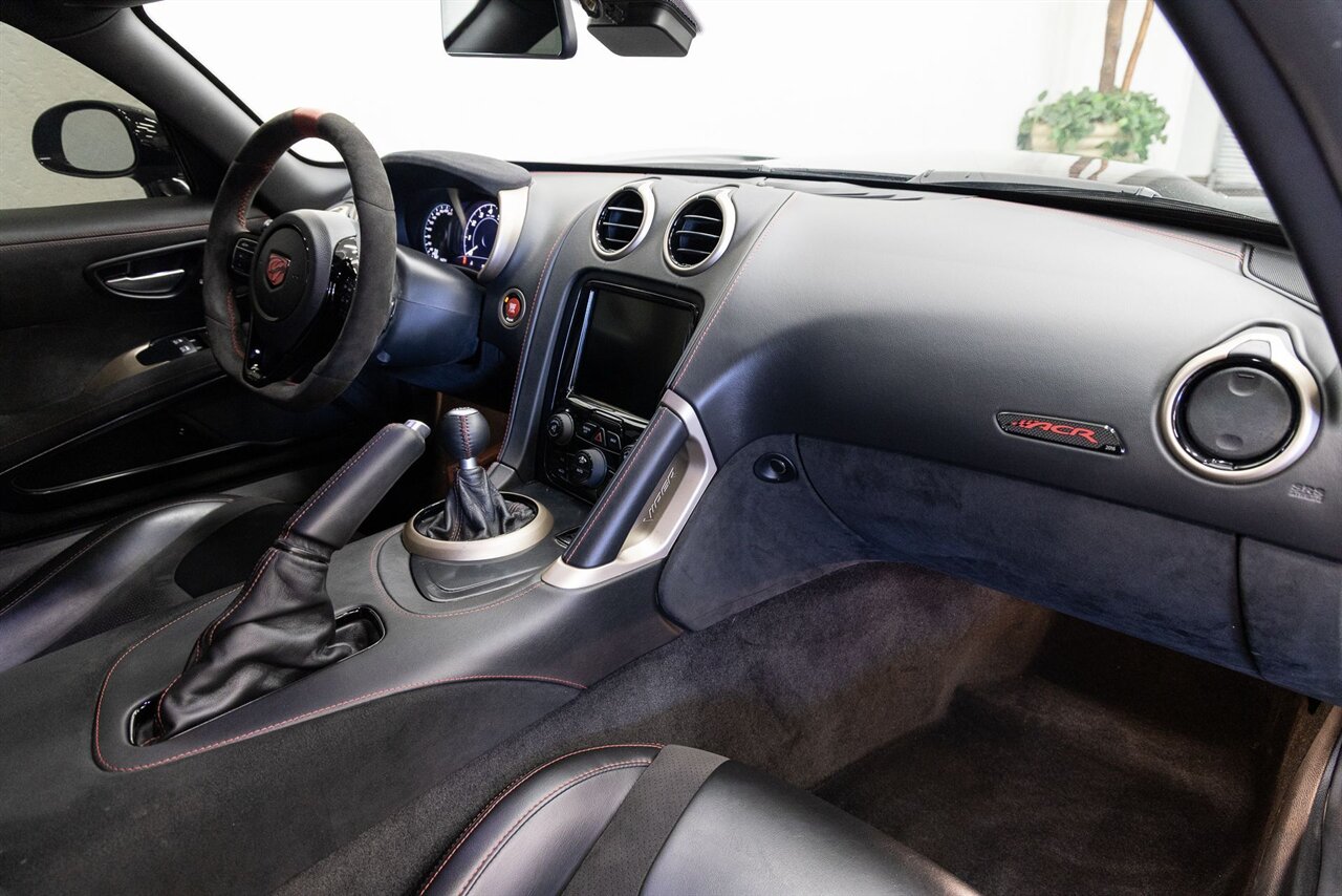 2016 Dodge Viper ACR - Photo 15 - Concord, CA 94520