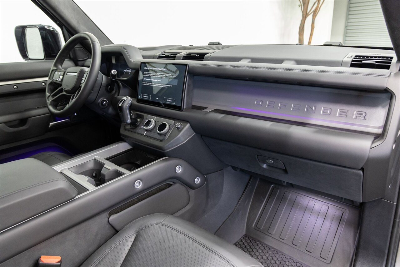 2025 Land Rover Defender X - Photo 13 - Concord, CA 94520