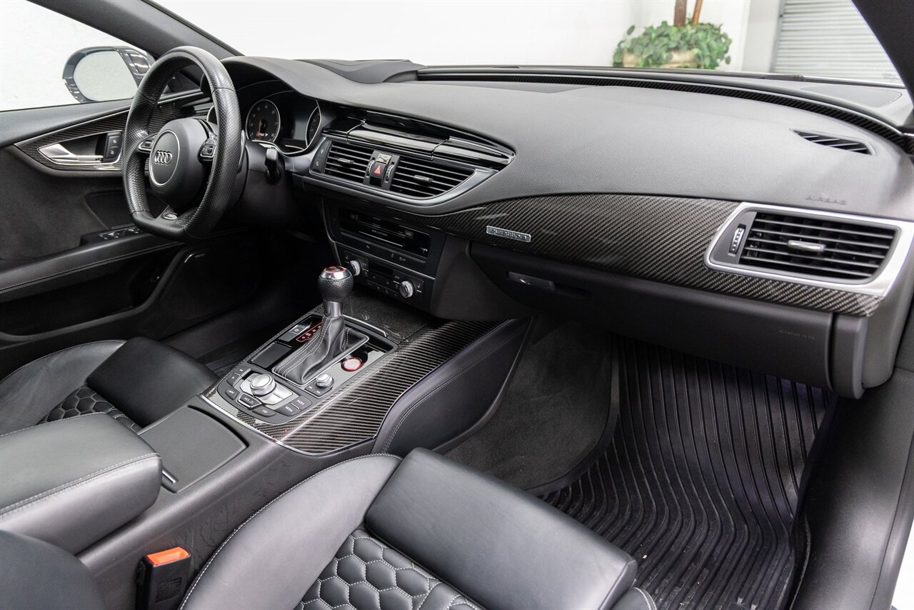 2016 Audi RS 7 4.0T Performance Prestige quattro - Photo 11 - Concord, CA 94520