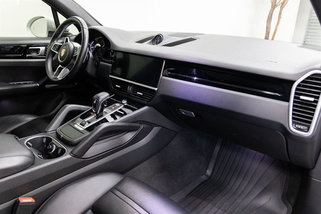 2019 Porsche Cayenne S - Photo 13 - Concord, CA 94520