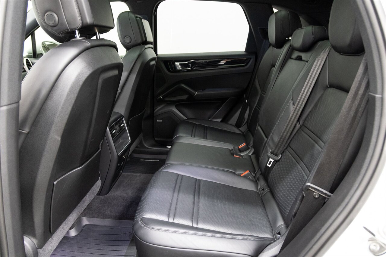2019 Porsche Cayenne S - Photo 8 - Concord, CA 94520