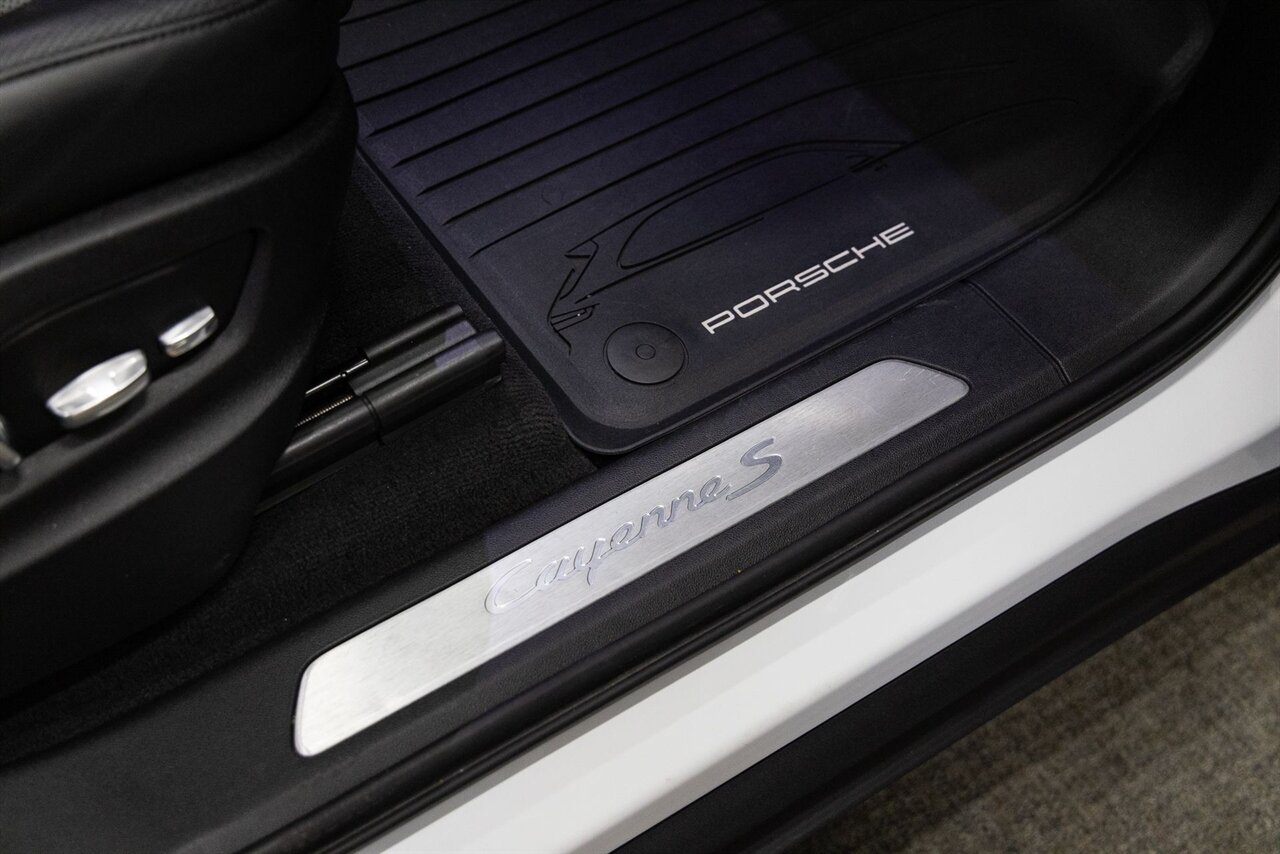 2019 Porsche Cayenne S - Photo 21 - Concord, CA 94520