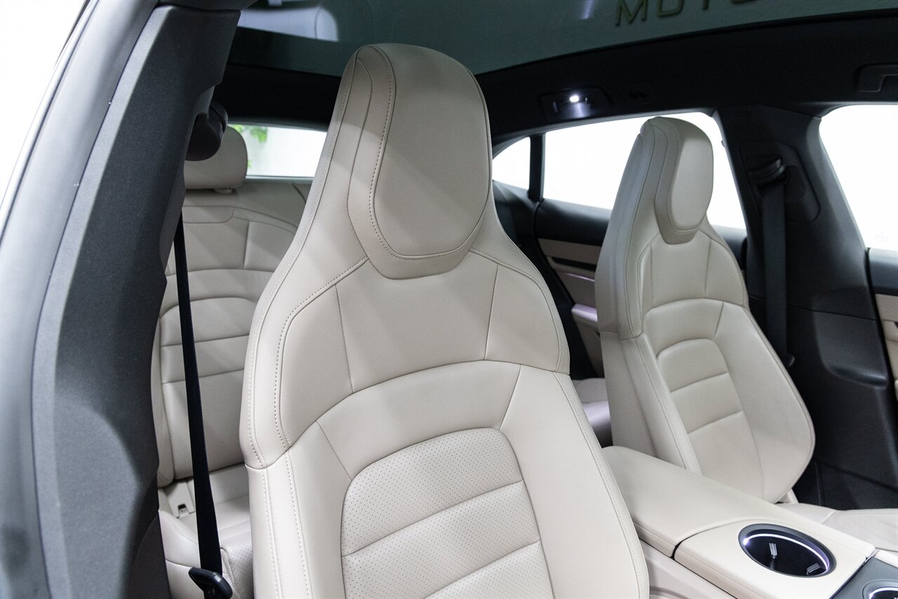 2022 Porsche Taycan 4 - Photo 21 - Concord, CA 94520