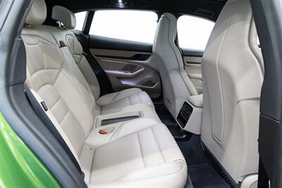 2022 Porsche Taycan 4 - Photo 15 - Concord, CA 94520
