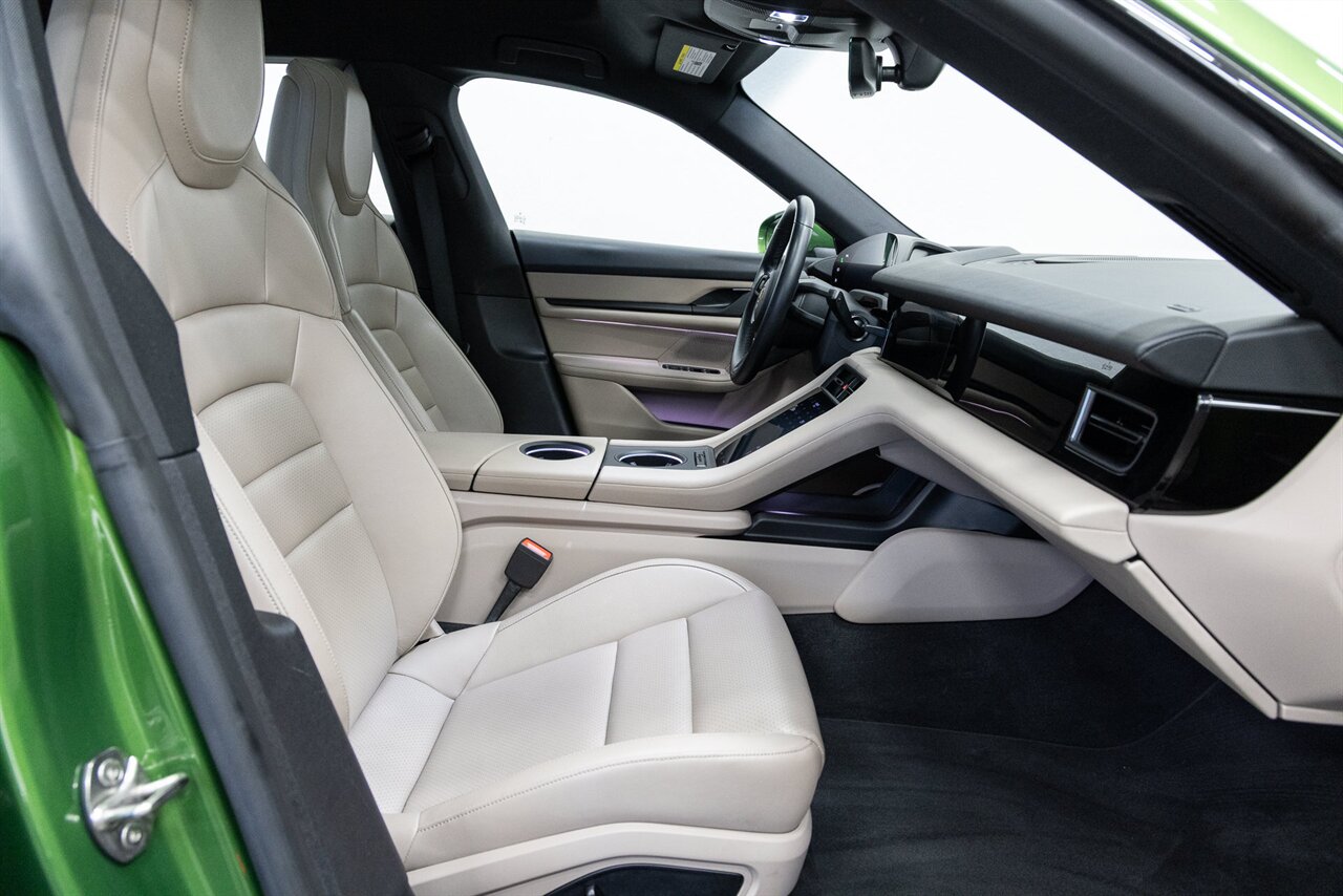 2022 Porsche Taycan 4 - Photo 14 - Concord, CA 94520