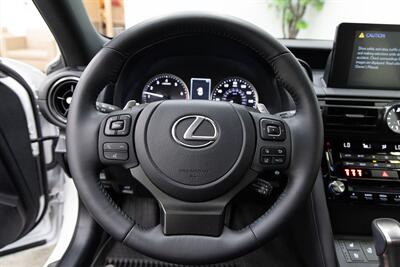 2023 Lexus IS 300 300   - Photo 16 - Concord, CA 94520