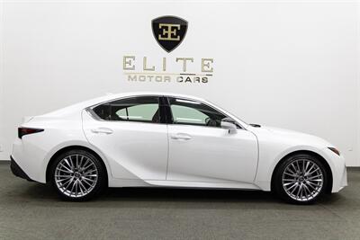 2023 Lexus IS 300 300   - Photo 10 - Concord, CA 94520