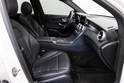 2020 Mercedes-Benz GLC GLC 300 4MATIC®   - Photo 14 - Concord, CA 94520