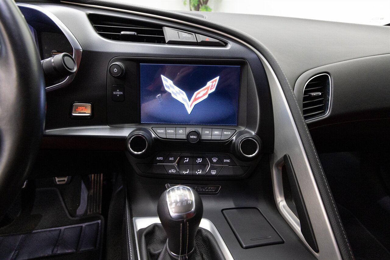 2017 Chevrolet Corvette Stingray 1LT - Photo 16 - Concord, CA 94520