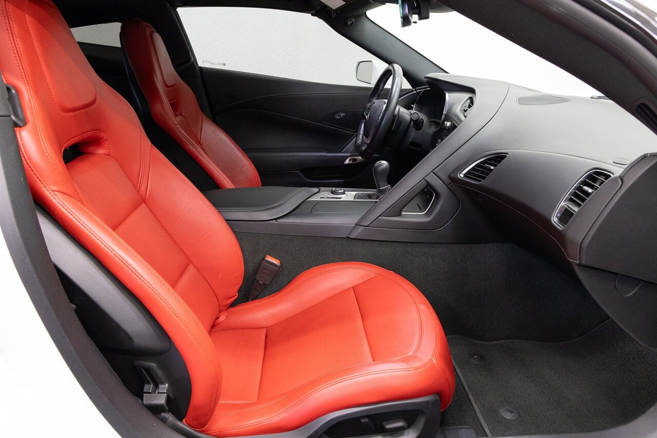 2017 Chevrolet Corvette Stingray 1LT - Photo 13 - Concord, CA 94520