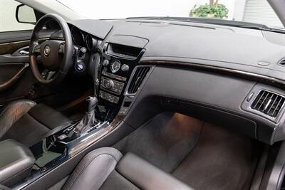 2010 Cadillac CTS-V   - Photo 13 - Concord, CA 94520