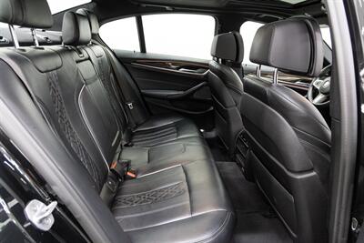 2020 BMW 5 Series M550i xDrive - Photo 15 - Concord, CA 94520