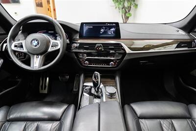 2020 BMW 5 Series M550i xDrive   - Photo 5 - Concord, CA 94520