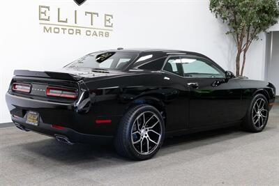 2021 Dodge Challenger SXT   - Photo 11 - Concord, CA 94520